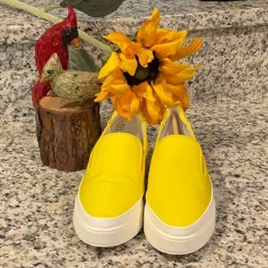 NWOT - Franco Sarto woman’s slip on sneakers.